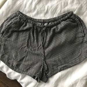 Brandy Melville Patterned Flowy Shorts